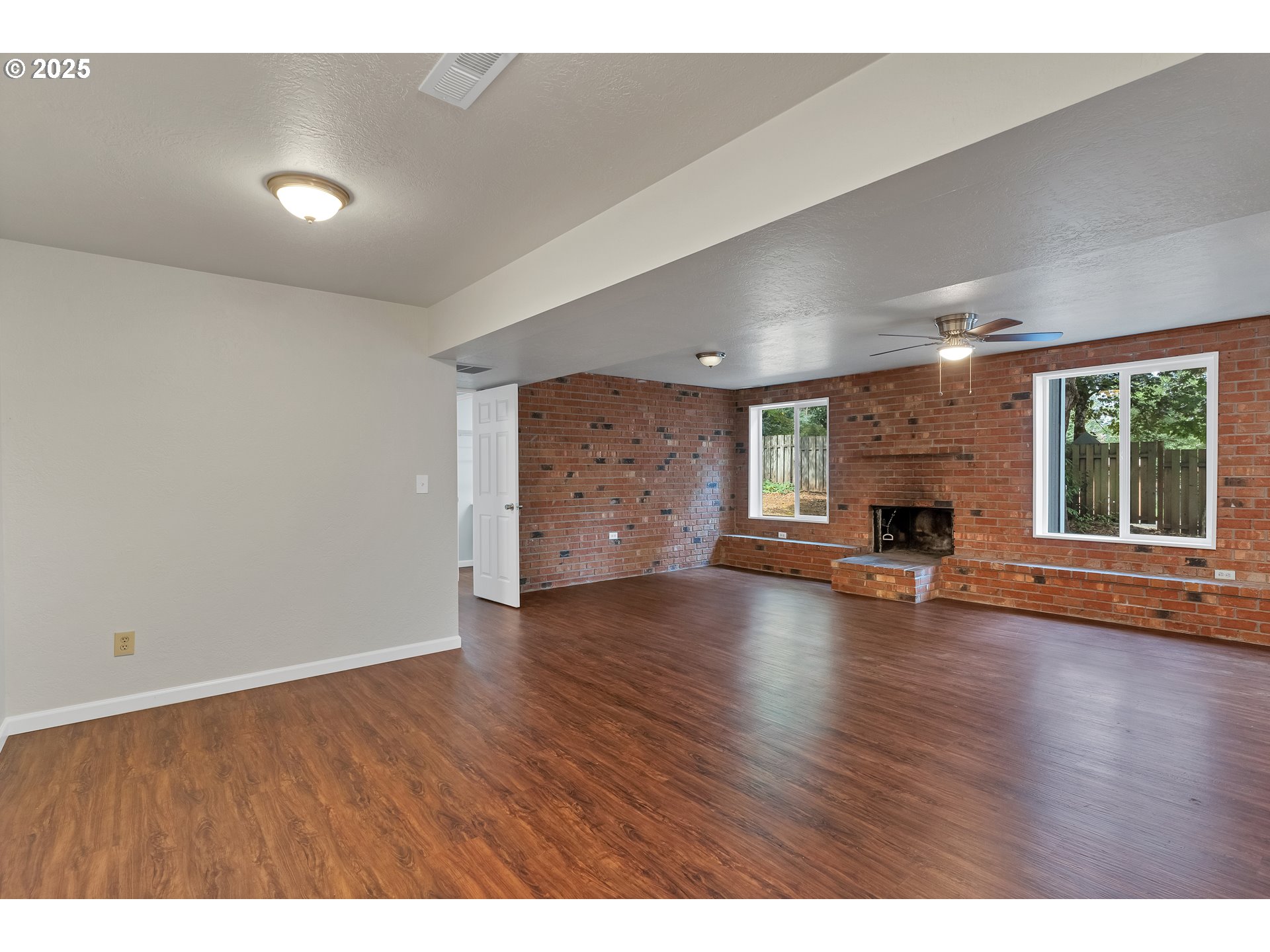 1345 Rees Hill Road Southeast Salem, OR 97306 - Photo 33 of 47