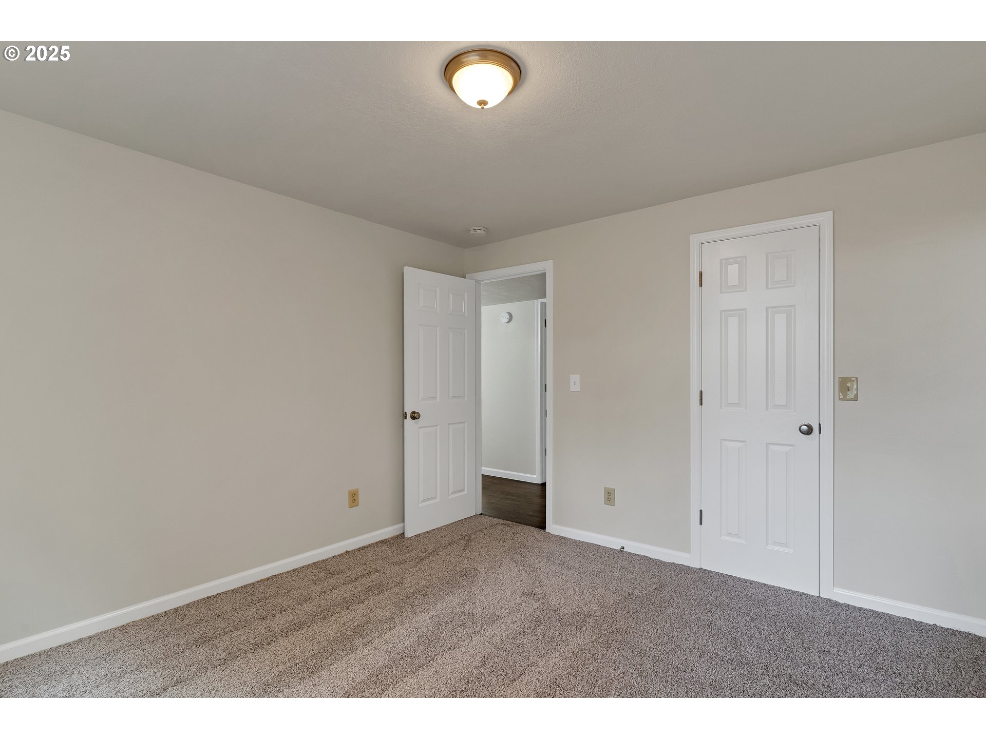 1345 Rees Hill Road Southeast Salem, OR 97306 - Photo 38 of 47