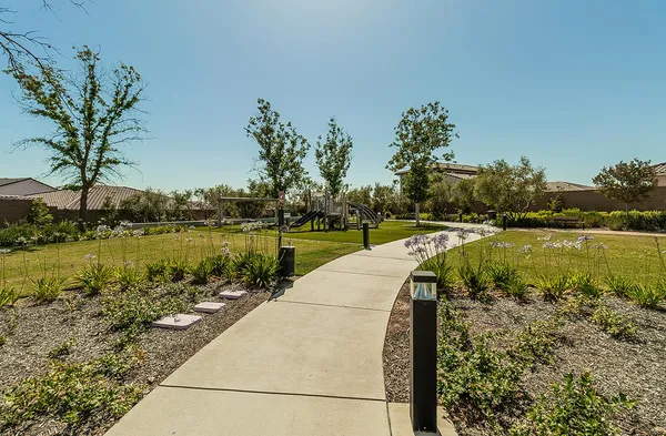 $462,888 | 4254 Oak Knoll Road, Madera, CA 93636