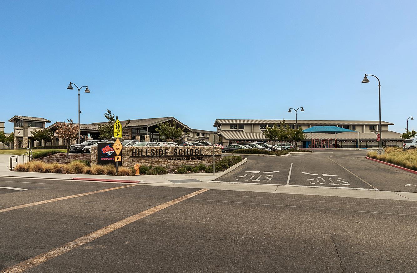 4254 Oak Knoll Road Madera, CA 93636 - Photo 63 of 74 Hillside School at Tesoro Viejo