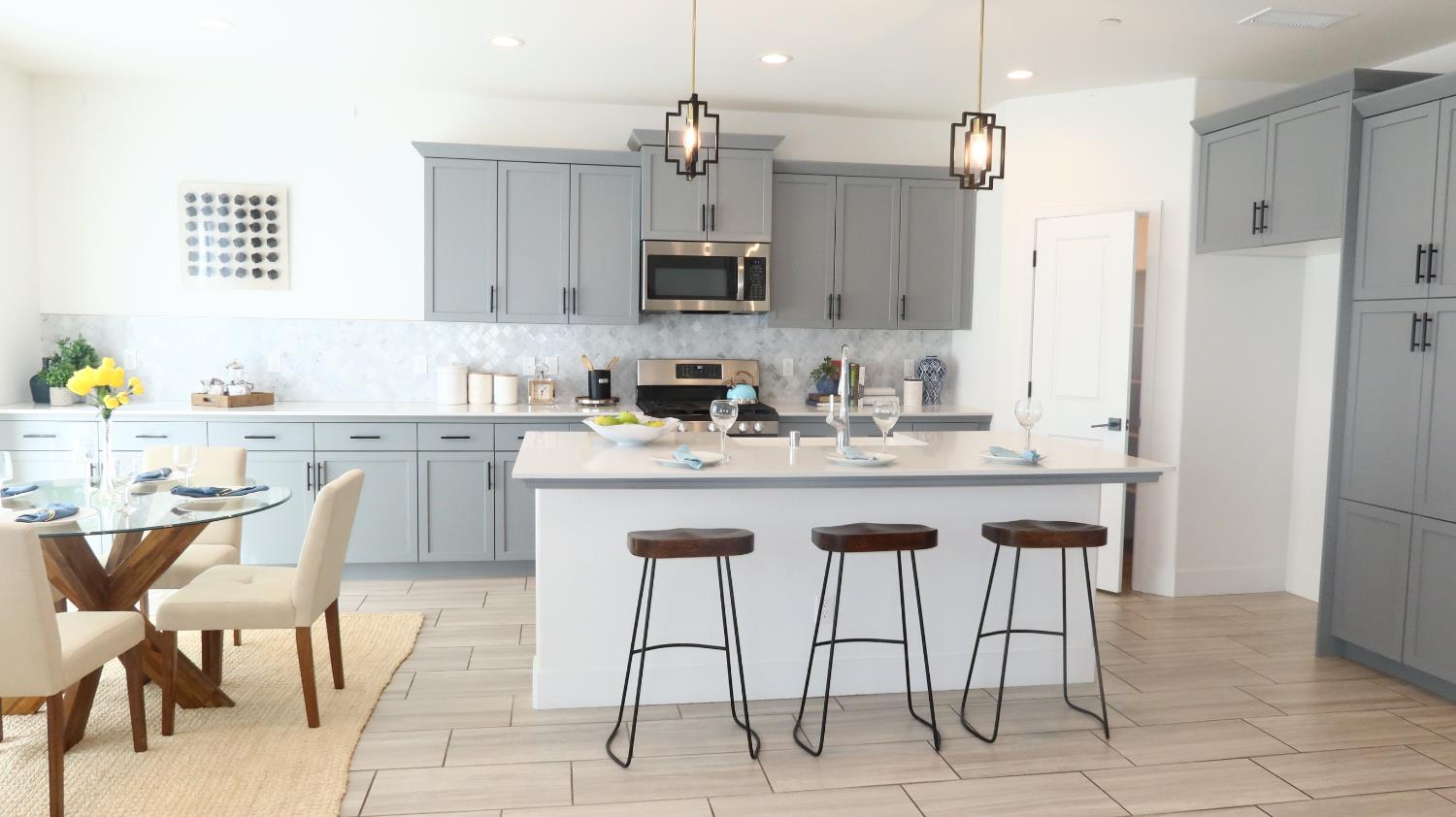 4254 Oak Knoll Road Madera, CA 93636 - Photo 9 of 74