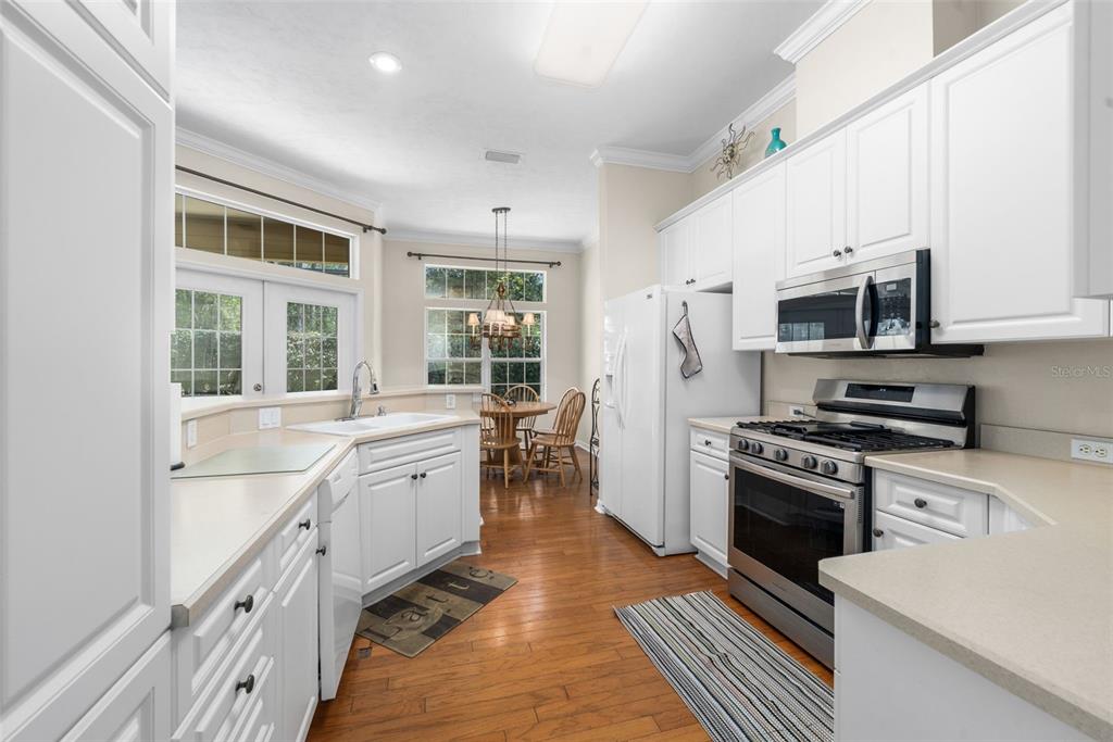 8424 Southwest 8 Place Gainesville, FL 32607 - Photo 5 of 39