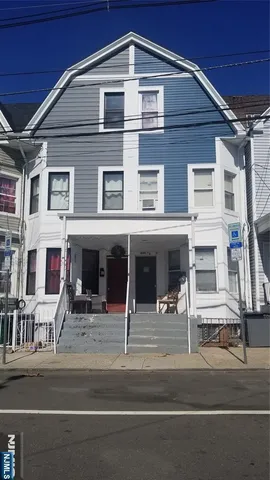 $479,000 | 290 1/2 Garside Street, Newark, NJ 07104