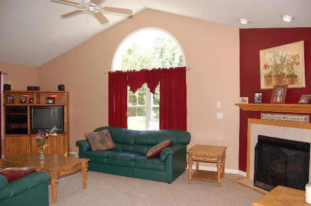 168 Consaul Road Colonie, NY 12205 - Photo 4 of 7 Photo 4