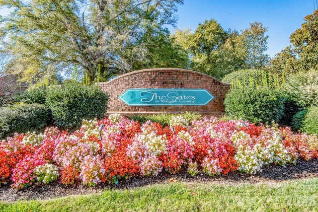 a view of a outdoor space