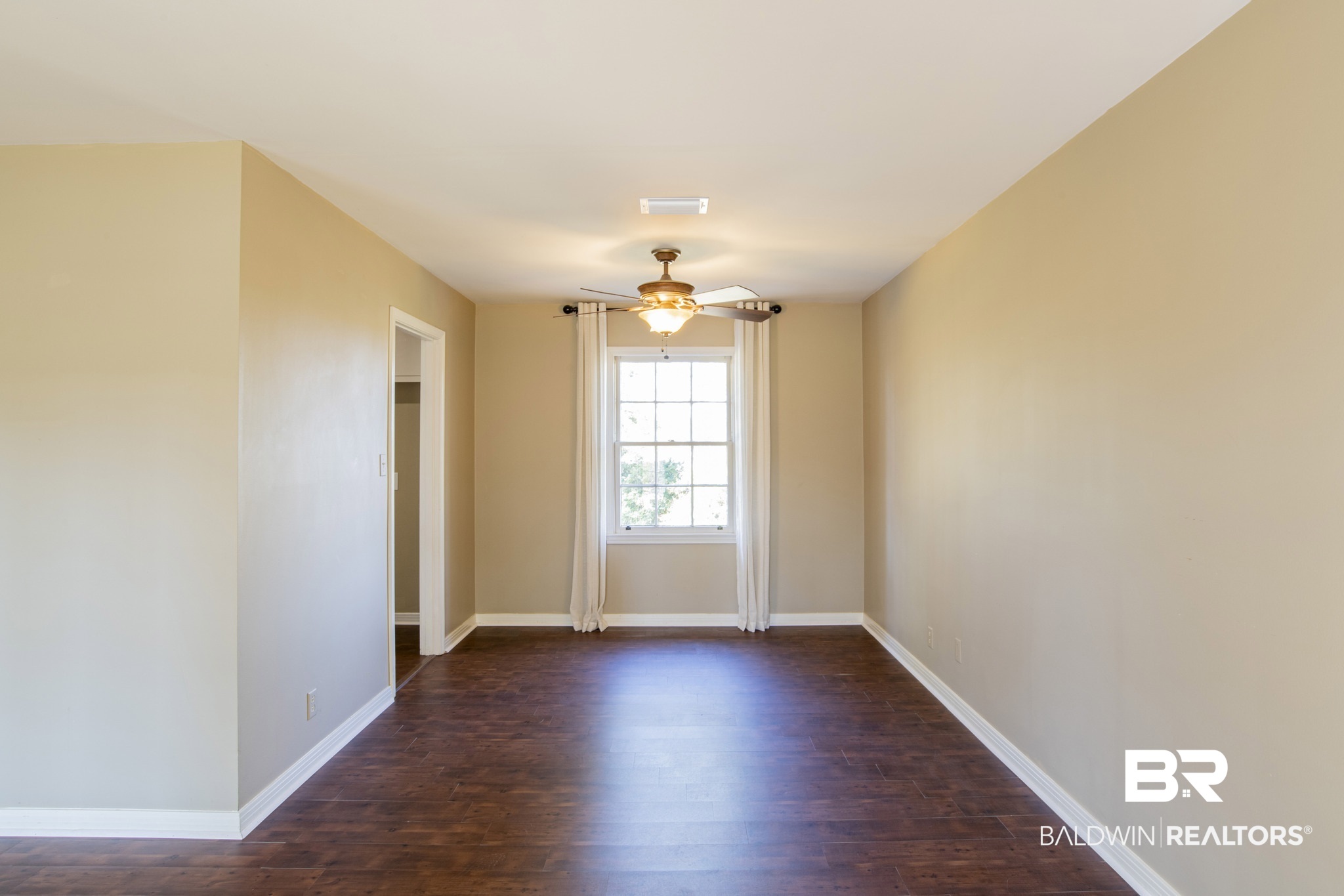 133 Pineridge Road Daphne, AL 36526 - Photo 11 of 31 Dining Room
