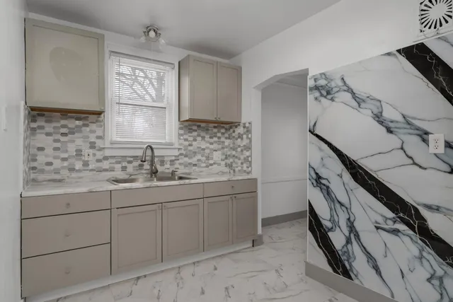 $160,000 | 16260 Cheyenne Street, Detroit, MI 48235