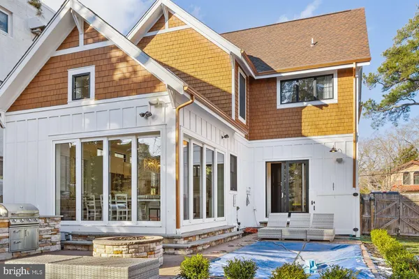$3,375,000 | 70 Sussex Street, Rehoboth Beach, DE 19971