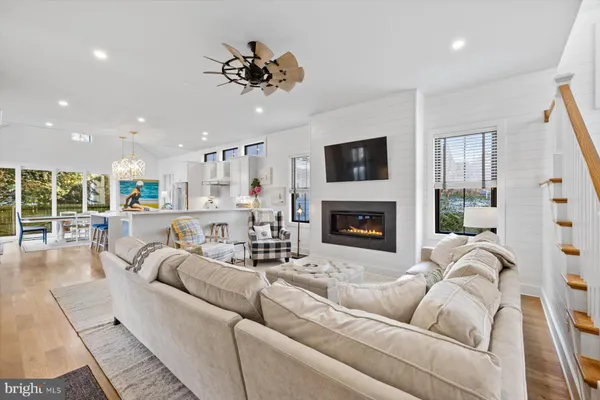$3,375,000 | 70 Sussex Street, Rehoboth Beach, DE 19971