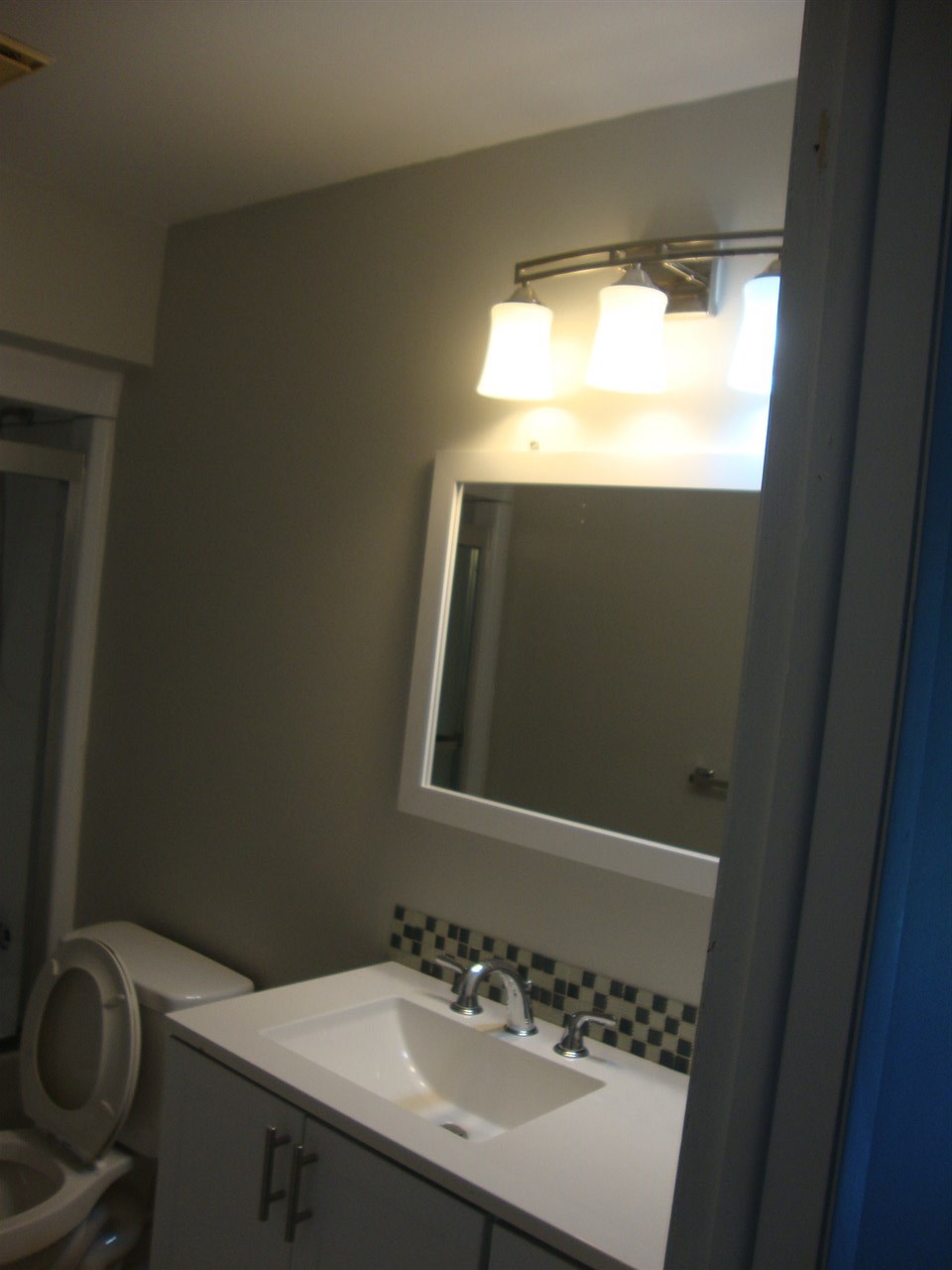 24678 Chalk Farm Road North Warren, MI 48091 - Photo 28 of 37 31391860-27.JPG