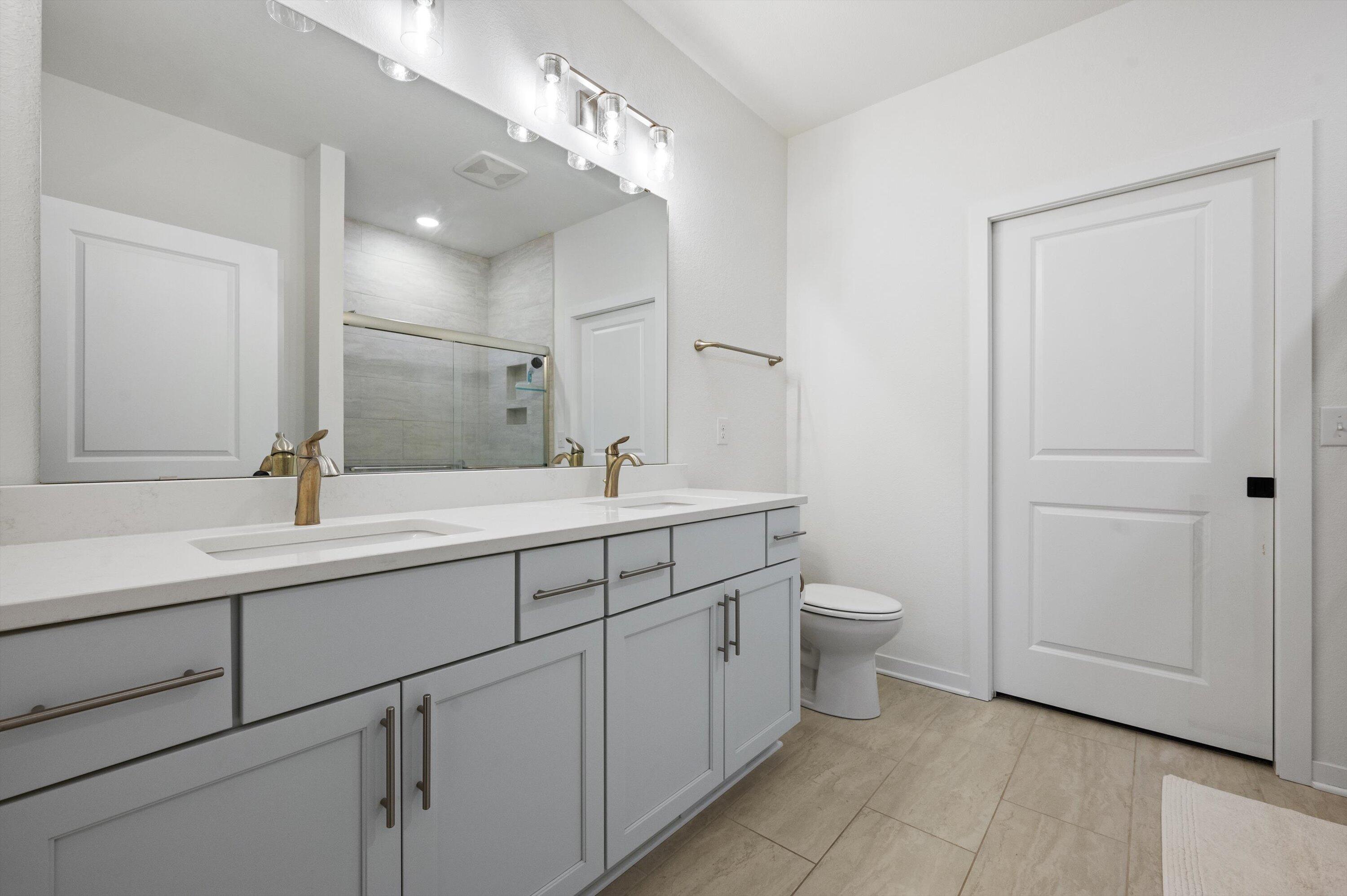 1479 Sandhill Lane, Unit 2301 Mukwonago, WI 53149 - Photo 18 of 27 17-DSC6343