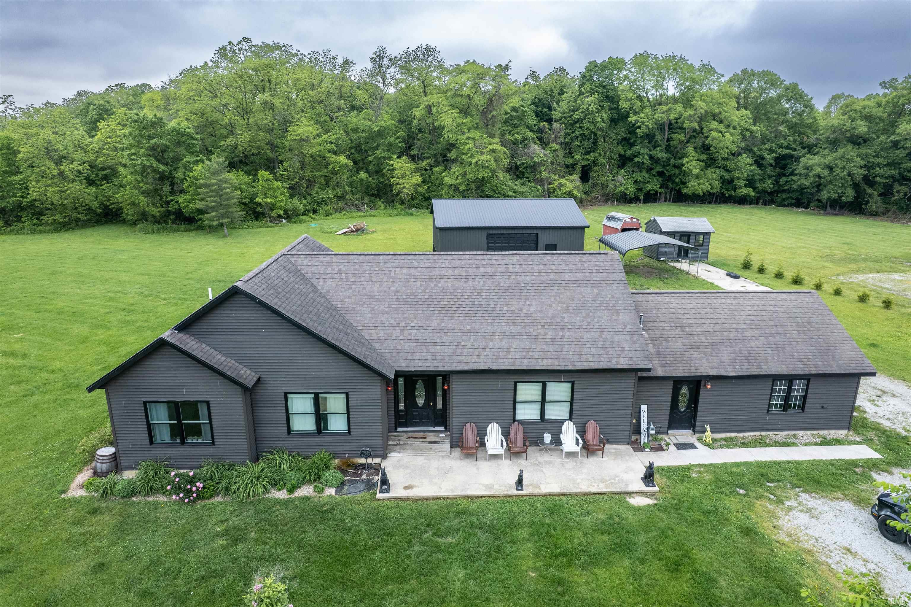 2325 North Huntington Road Marion, IN 46952 - Photo 2 of 30