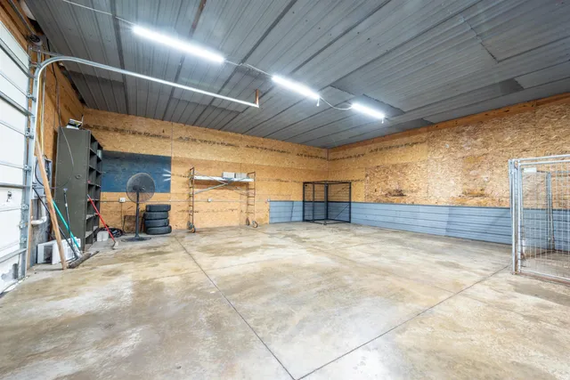 $320,000 | 2325 North Huntington Road, Marion, IN 46952