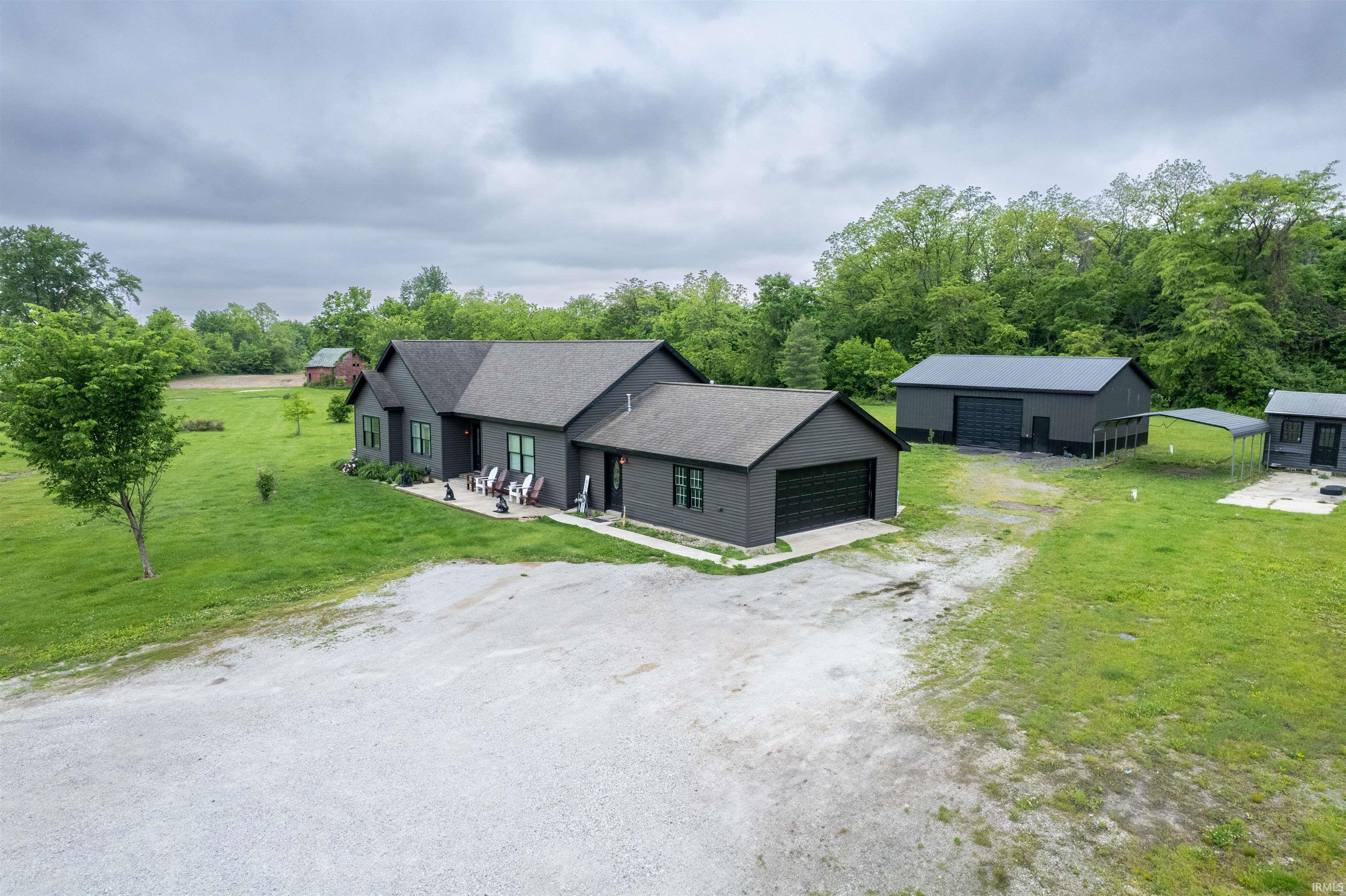 2325 North Huntington Road Marion, IN 46952 - Photo 4 of 30