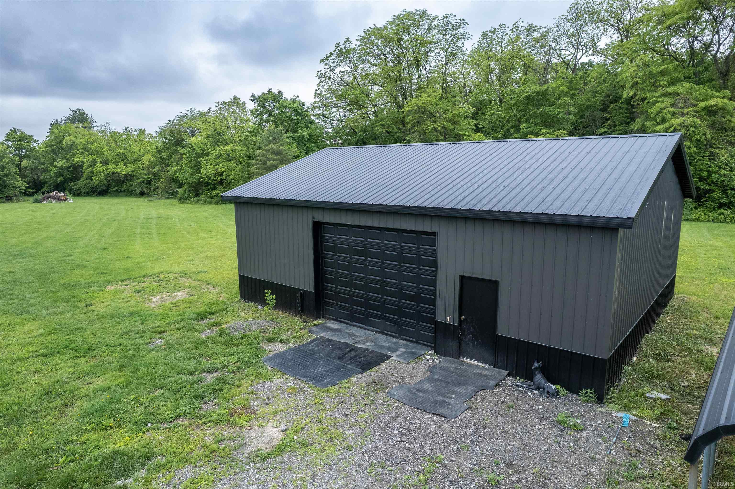 2325 North Huntington Road Marion, IN 46952 - Photo 9 of 30