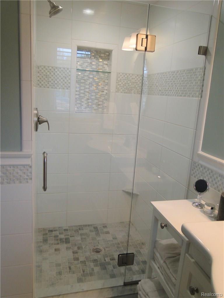 2049 Walton Blvd. Rochester, MI 48309 - Photo 27 of 41 Master Shower with Custom Tile and High-end European Glass Door