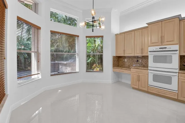 $925,000 | 6940 Balboa Island Court, Delray Beach, FL 33446
