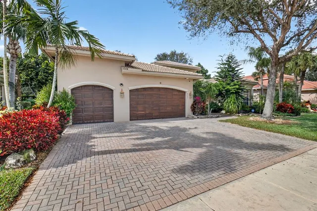 $925,000 | 6940 Balboa Island Court, Delray Beach, FL 33446