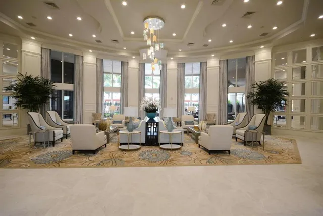 $925,000 | 6940 Balboa Island Court, Delray Beach, FL 33446