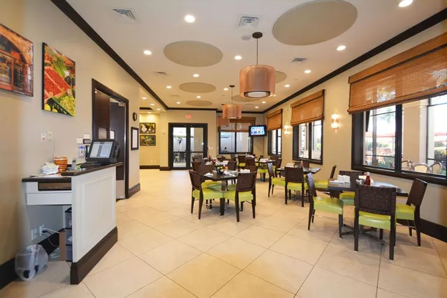 $925,000 | 6940 Balboa Island Court, Delray Beach, FL 33446