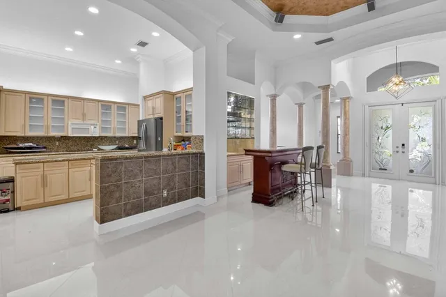 $925,000 | 6940 Balboa Island Court, Delray Beach, FL 33446