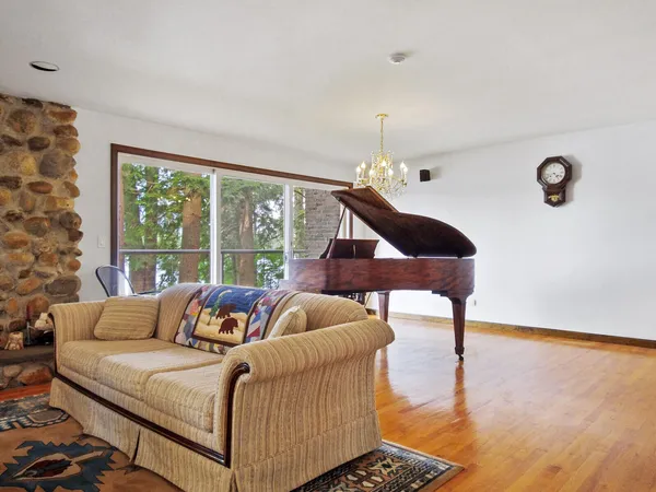 $3,750,000 | 60 Abena Shore, Belgrade, ME 04917