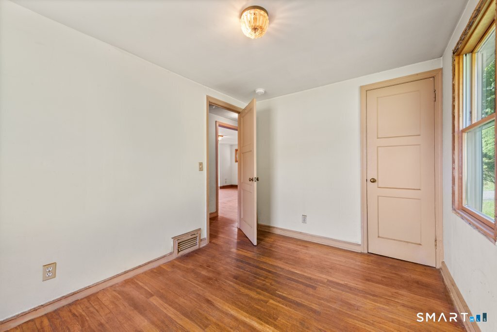 30 Old Middle Road Brookfield, CT 06804 - Photo 25 of 35 Gallery Image 25