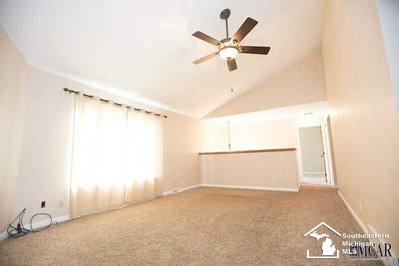 10315 Secor Road Temperance, MI 48182 - Photo 4 of 25