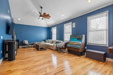 $1,250,000 | 1705 5th Avenue North, Nashville, TN 37208