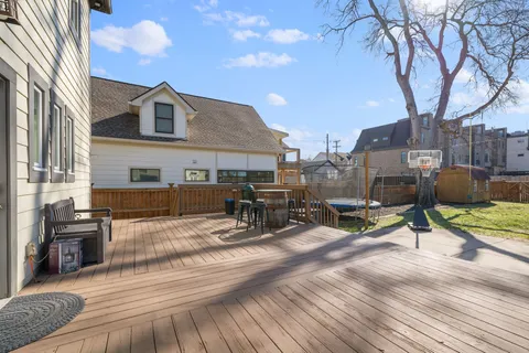 $1,250,000 | 1705 5th Avenue North, Nashville, TN 37208