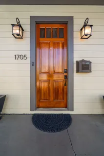 $1,250,000 | 1705 5th Avenue North, Nashville, TN 37208