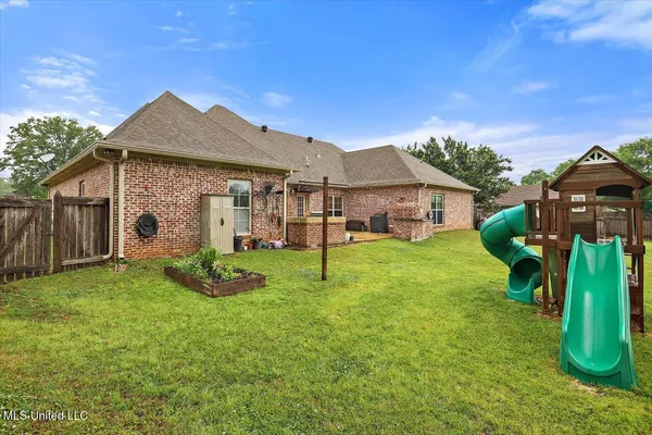$462,000 | 208 Grand Oak Boulevard, Clinton, MS 39056