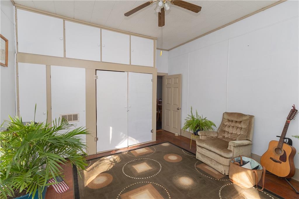 703 East 4th Street Cherryvale, KS 67335 - Photo 13 of 40
