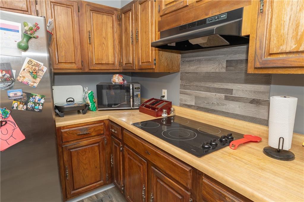 703 East 4th Street Cherryvale, KS 67335 - Photo 17 of 40