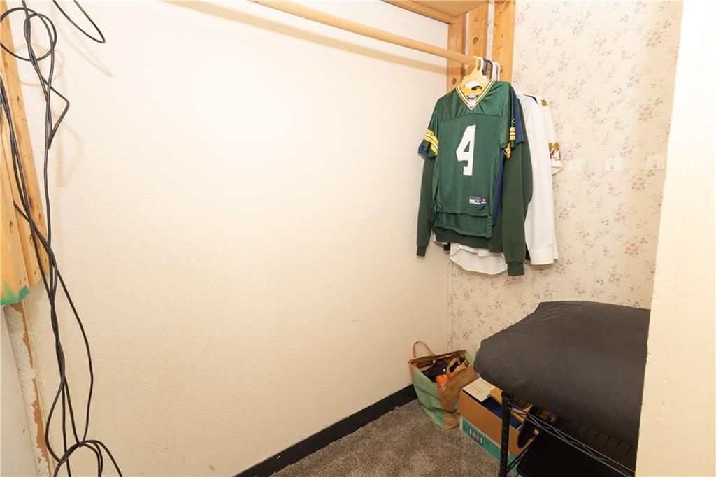 703 East 4th Street Cherryvale, KS 67335 - Photo 23 of 40