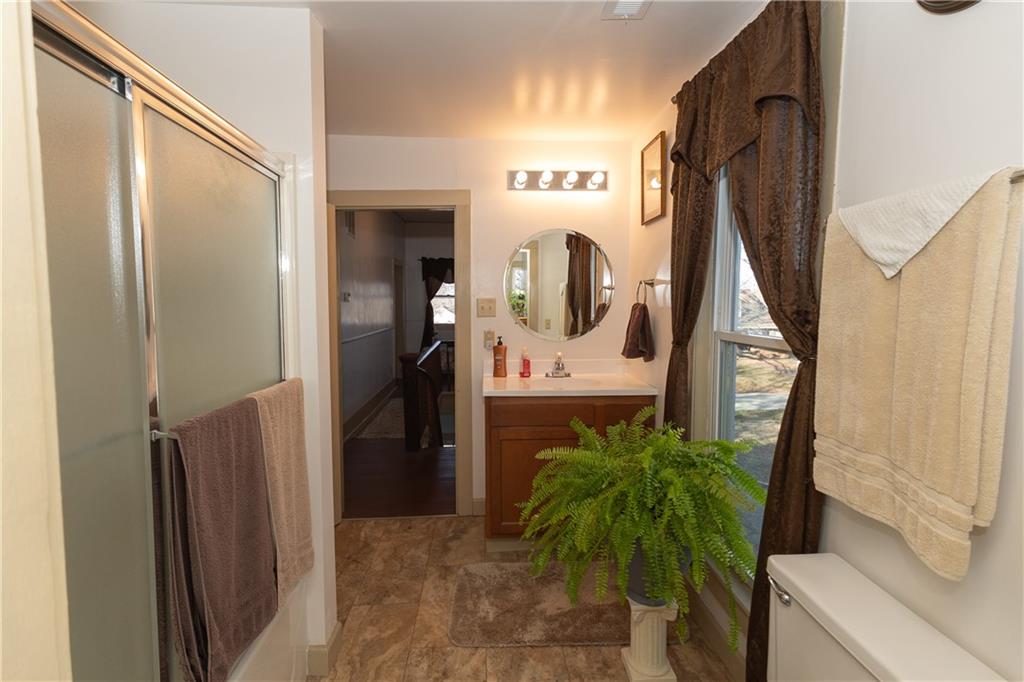 703 East 4th Street Cherryvale, KS 67335 - Photo 26 of 40