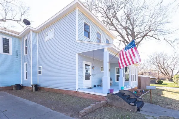 $230,000 | 703 East 4th Street, Cherryvale, KS 67335