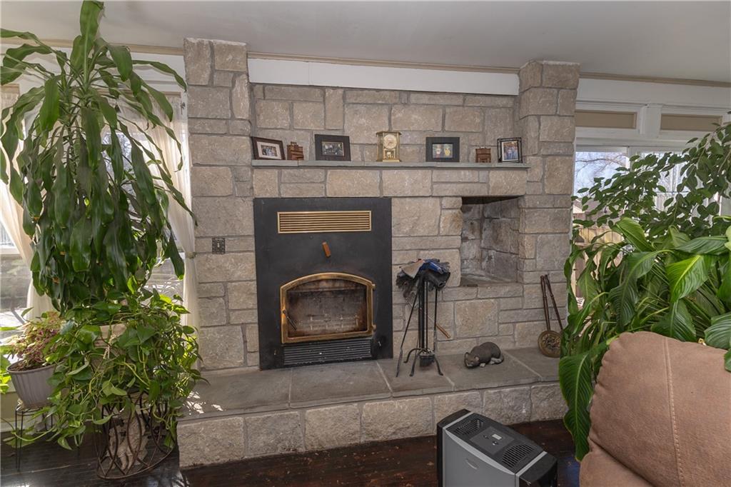 703 East 4th Street Cherryvale, KS 67335 - Photo 9 of 40