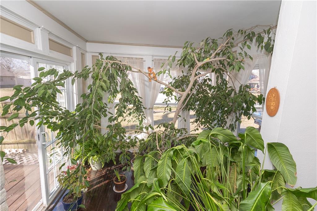 703 East 4th Street Cherryvale, KS 67335 - Photo 10 of 40