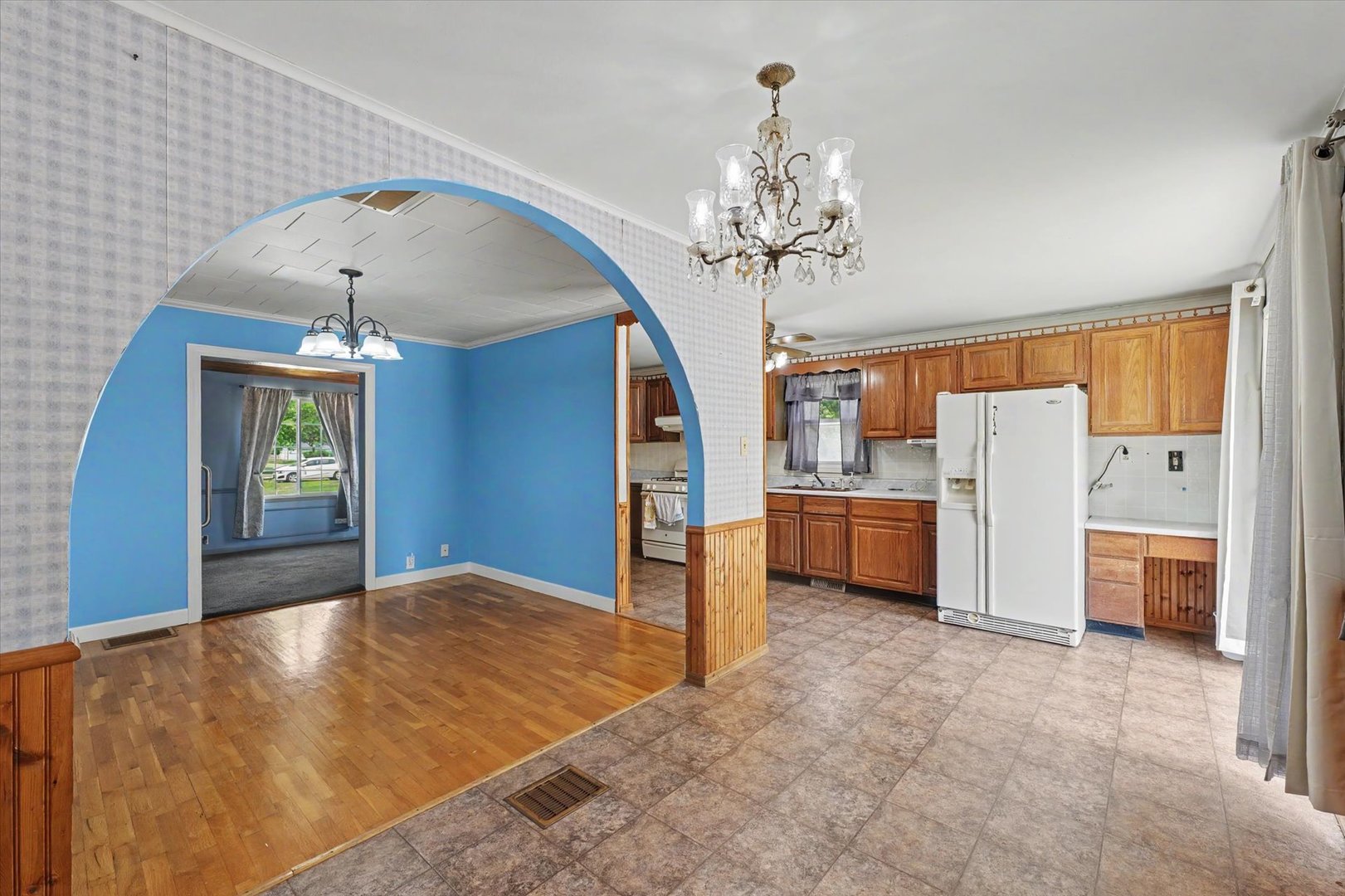 305 1st Street Tolono, IL 61880 - Photo 12 of 29