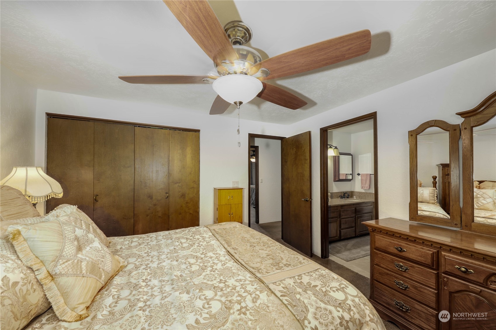 3675 Northeast Ridgeview Place Bremerton, WA 98310 - Photo 24 of 35 Gallery Image 24