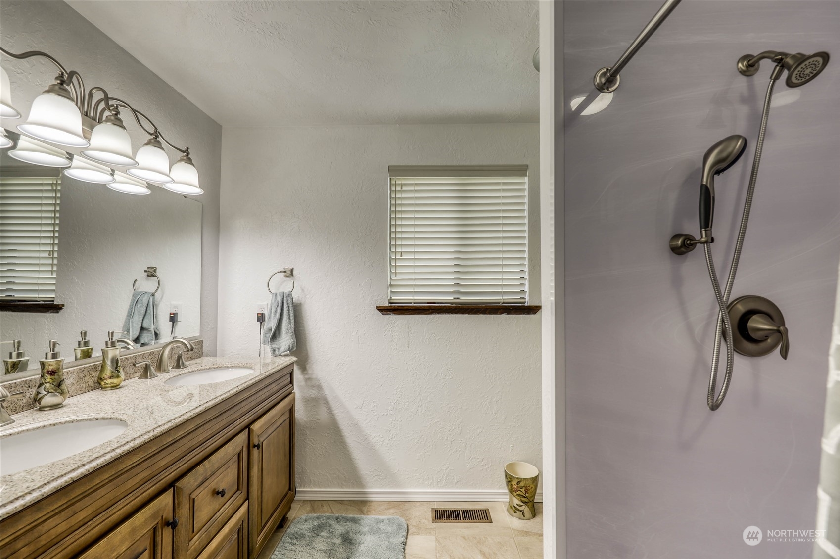 3675 Northeast Ridgeview Place Bremerton, WA 98310 - Photo 26 of 35 Gallery Image 26
