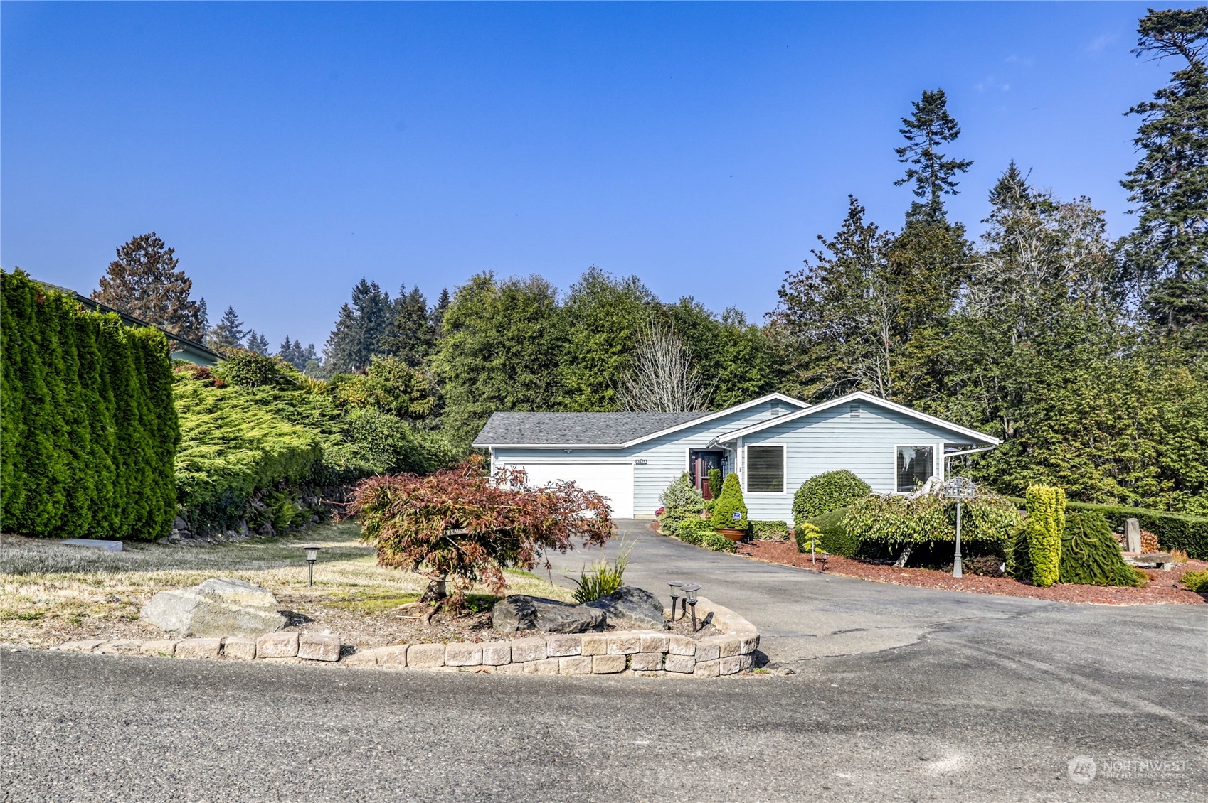 3675 Northeast Ridgeview Place Bremerton, WA 98310 - Photo 7 of 35 Gallery Image 7