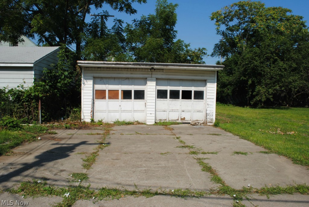 4404 Riverside Avenue Cleveland, OH 44102 - Photo 11 of 17