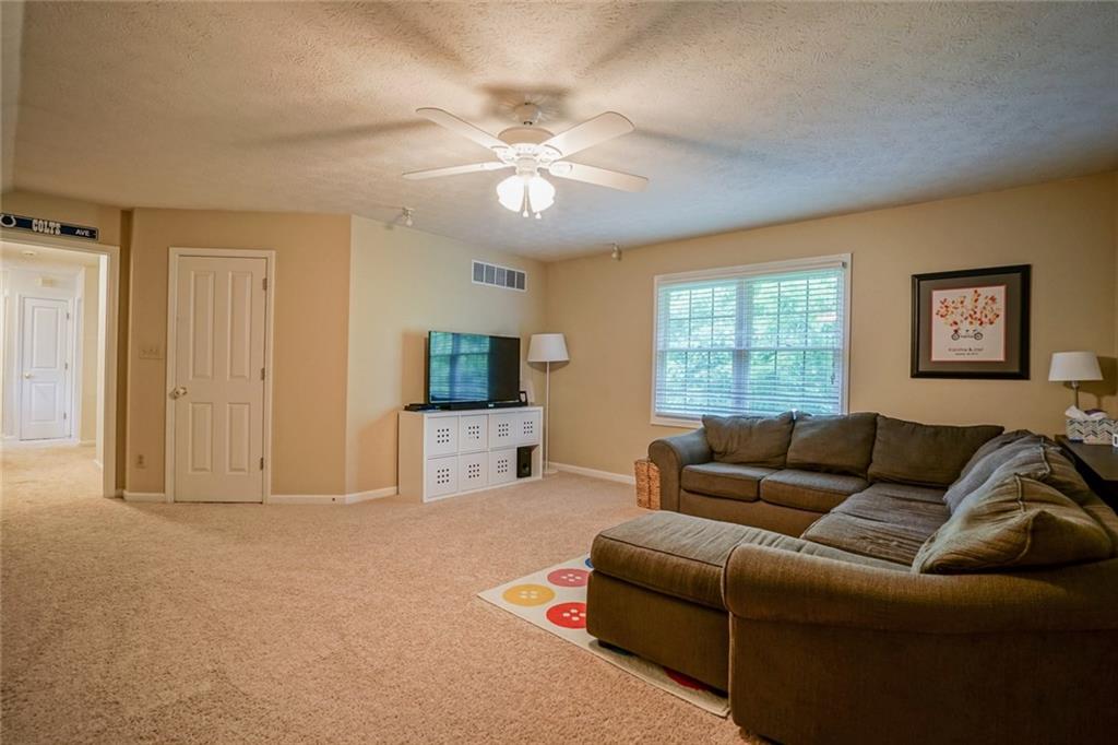14545 Cherry Ridge Road Carmel, IN 46033 - Photo 31 of 39 Gallery Image 31