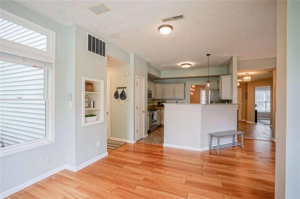14545 Cherry Ridge Road Carmel, IN 46033 - Photo 8 of 39 Gallery Image 8