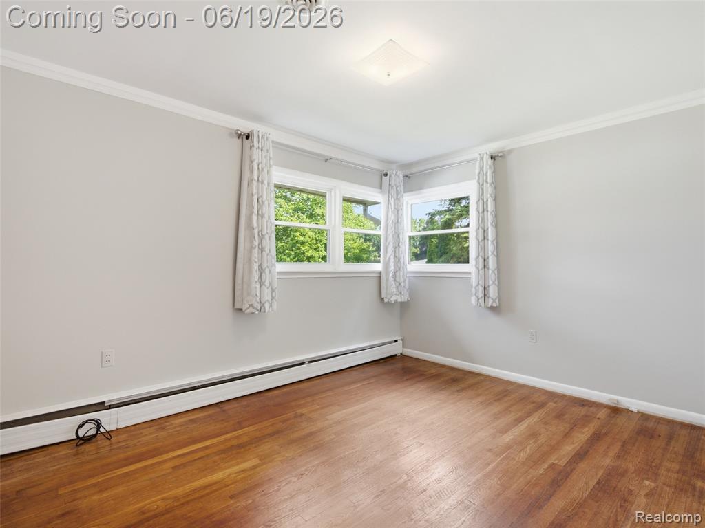 24 Nevada Avenue Rochester Hills, MI 48309 - Photo 15 of 34