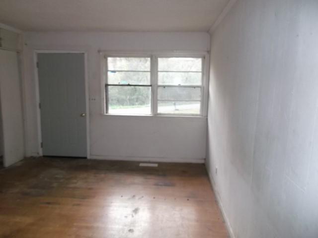 4129 Vaughn Road Chattanooga, TN 37411 - Photo 4 of 9 DSCF2478 (640x480)