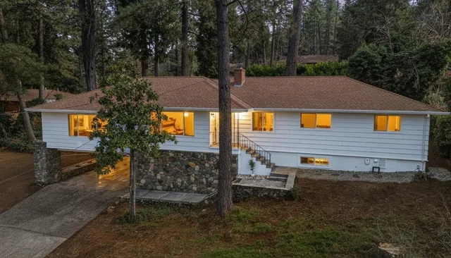 $850,000 | 10365 Hanging Wall Drive, Grass Valley, CA 95945