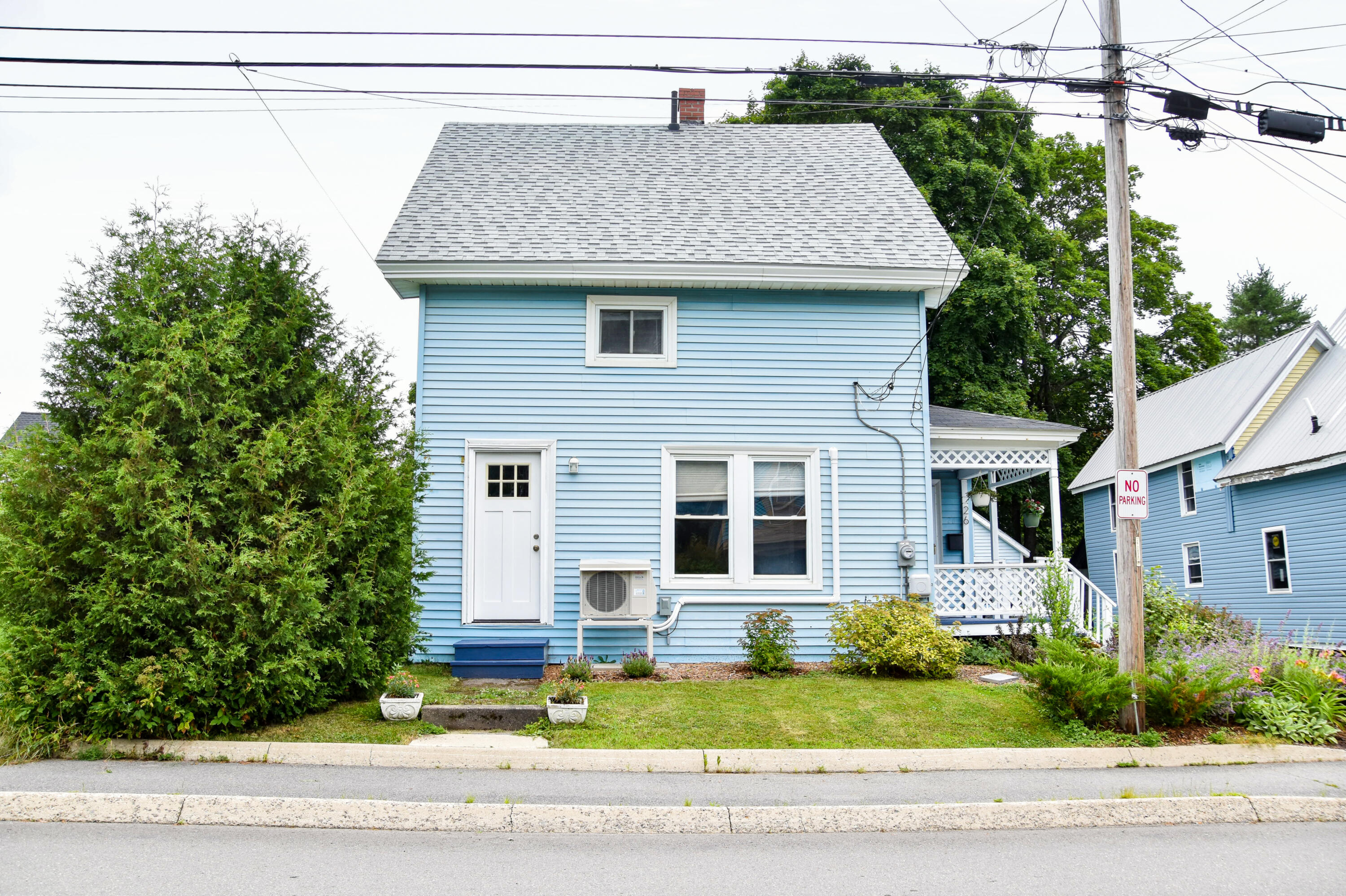 26 Elm Street Old Town, ME 04468 - Photo 2 of 31 DSC_0004